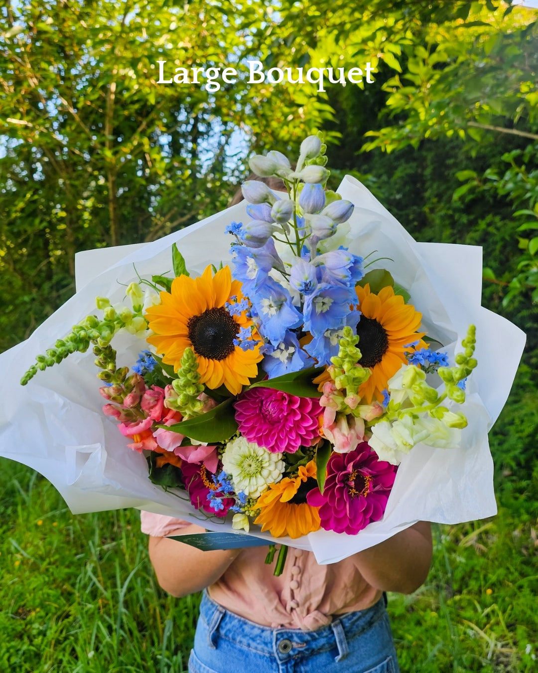 Bright and Cheerful Seasonal Bouquet