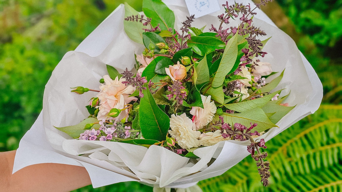 How to extend the life of your fresh flowers